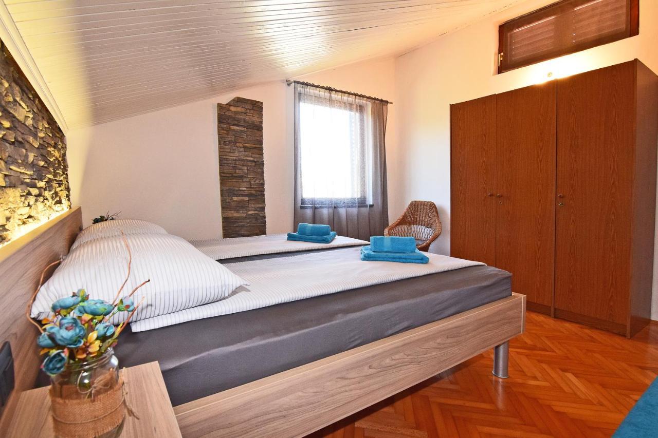 Apartment Leona Pula Zewnętrze zdjęcie