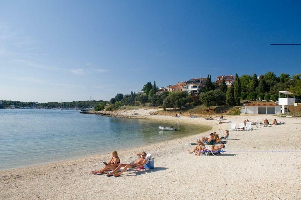Apartment Leona Pula Zewnętrze zdjęcie