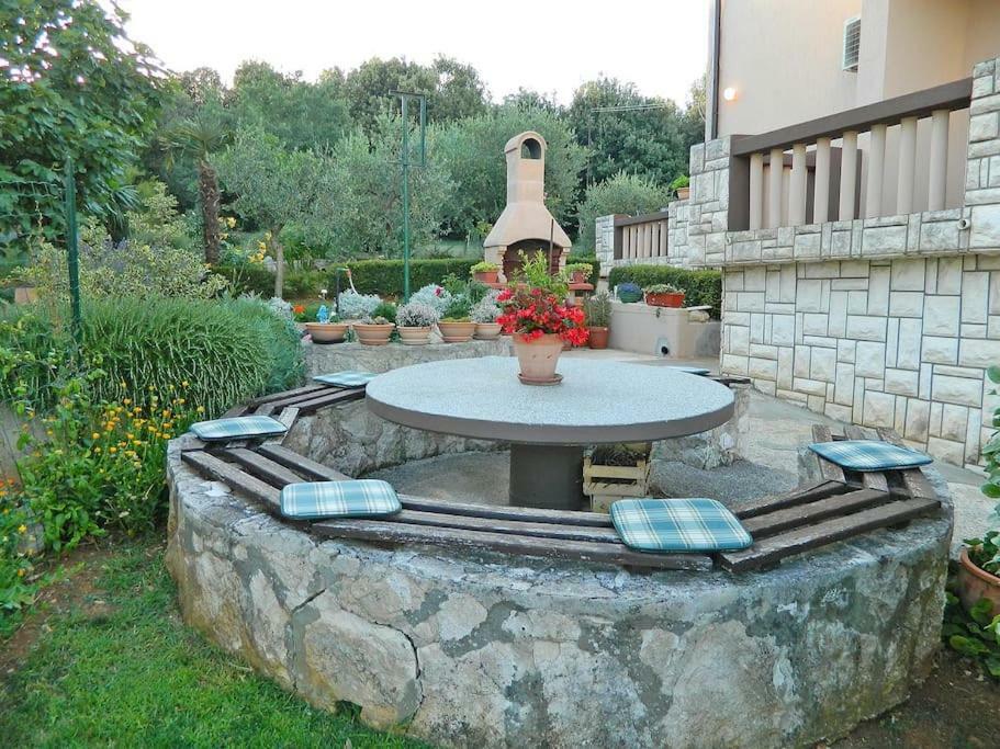 Apartment Leona Pula Zewnętrze zdjęcie